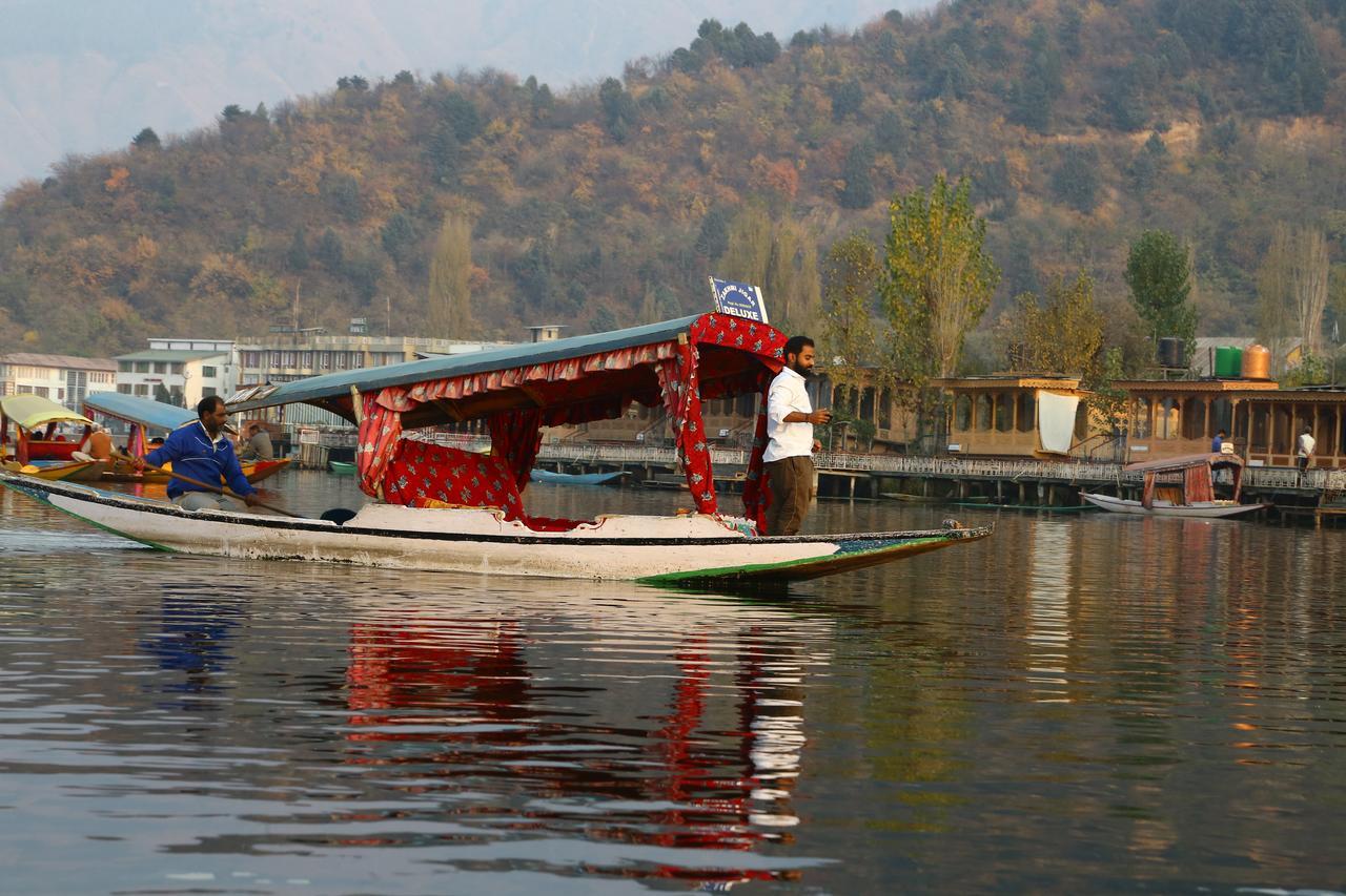 Morning Star Group Of Houseboats Hotel Srīnagar Exterior foto